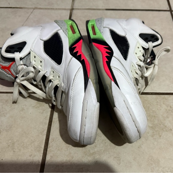 Jordan 5 Poison Ivy - Picture 3 of 11